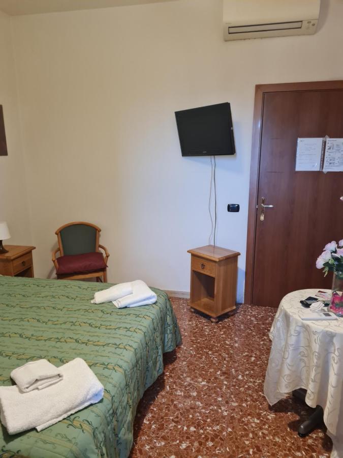 Hotel La Palazzina Roma Exterior foto